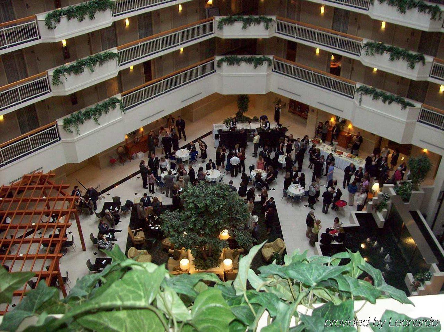 Embassy Suites Newark - Wilmington/South Экстерьер фото