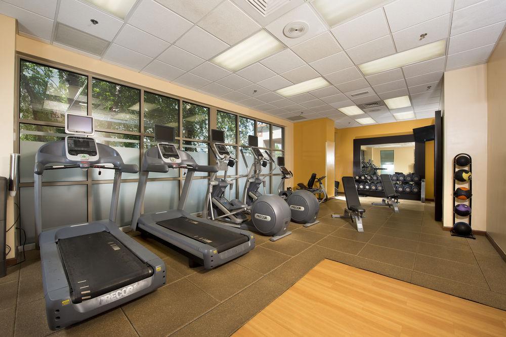 Embassy Suites Newark - Wilmington/South Экстерьер фото