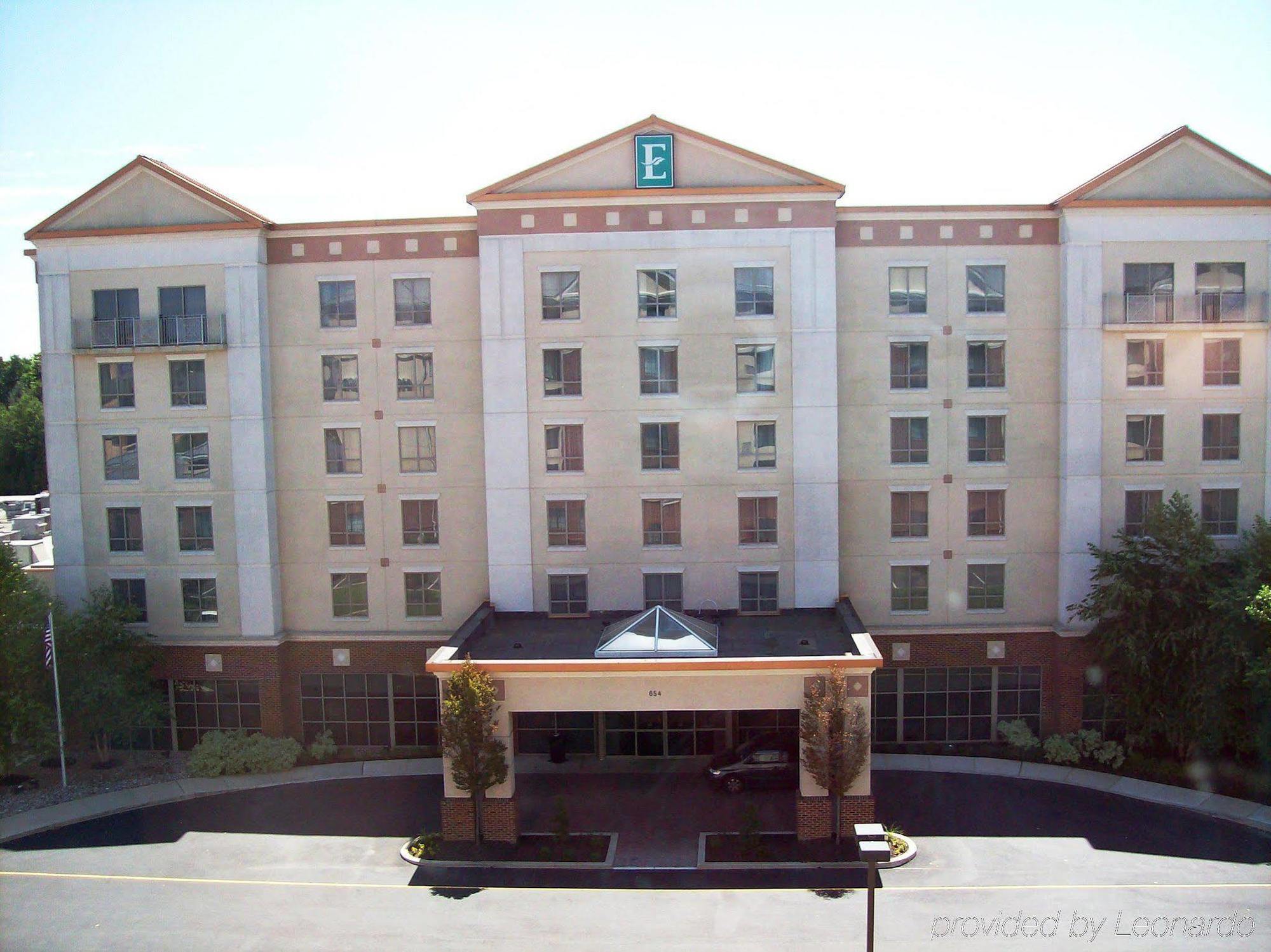 Embassy Suites Newark - Wilmington/South Экстерьер фото